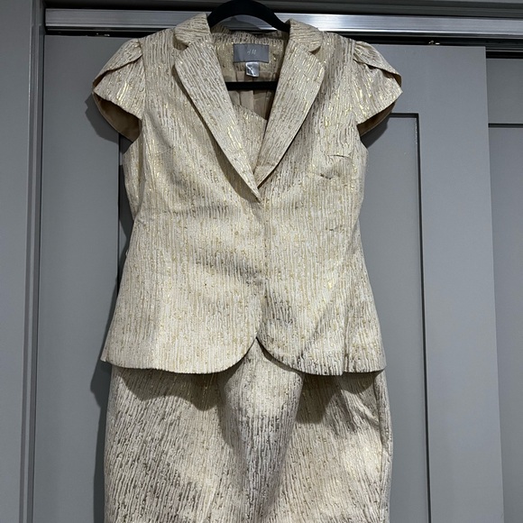 H&M Dresses & Skirts - Gold Textured Blazer and Dress Set